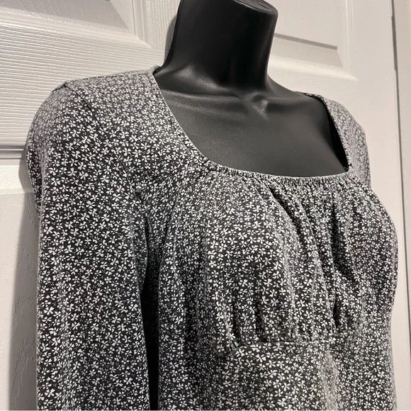 3/25$💥 Cuidado Con El Perro top floral blouse Women Medium long sleeve blue - Picture 2 of 4